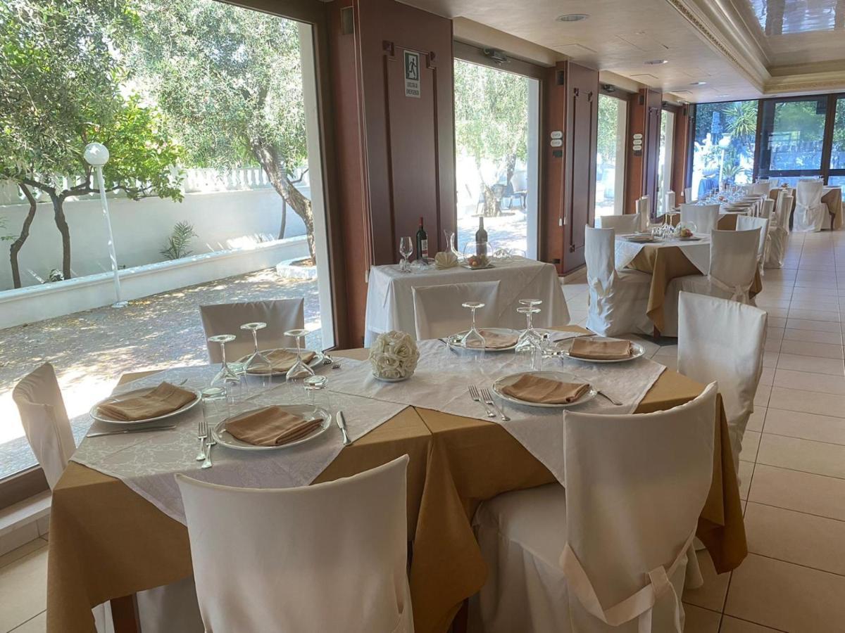 Hotel Il Melograno Mattinata Eksteriør bilde
